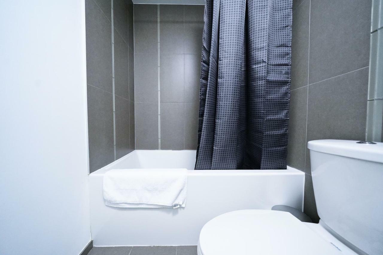 Grand Royal Condos- Apartment *