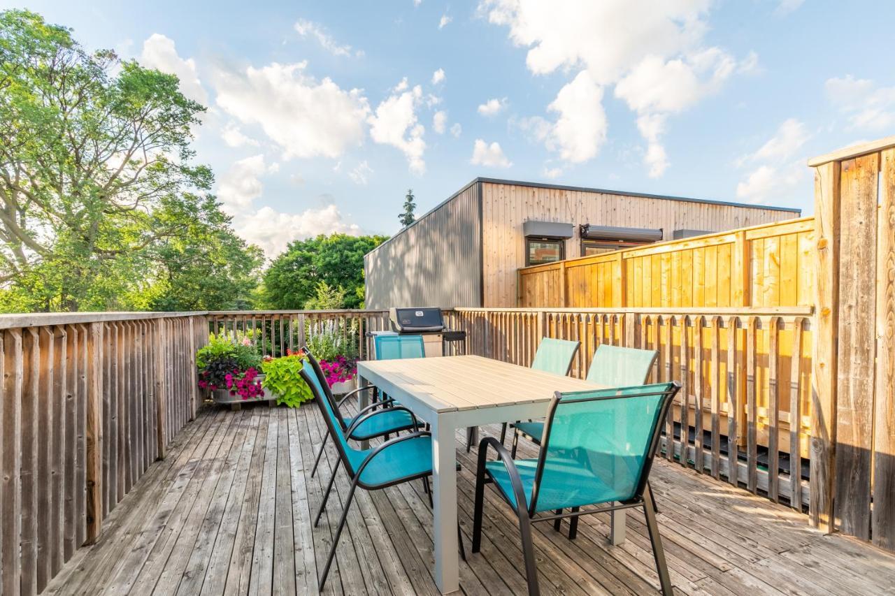 Gorgeous Park House W Parking On Queen West Apartment