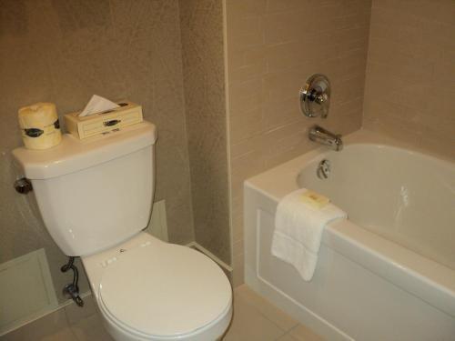 Montecassino Hotel & Event Centre 3*