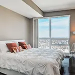 Bird\'S Eye View Polished Penthouse