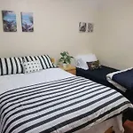 3 Bedroom House In Toronto Downtown