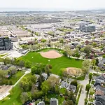Heritage 3Br Etobicoke Gem, Sherway Gardens, Bbq