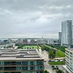 Luxury Lakeview 2Bdrms & 2Baths With Parking