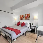 Cute 2Bed Condo Near Scotiabank Mtcc Skydome Water