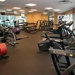Pinnacle Suites - Pantages Tower