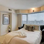 Presidential Yorkville Suite By Instant Suites