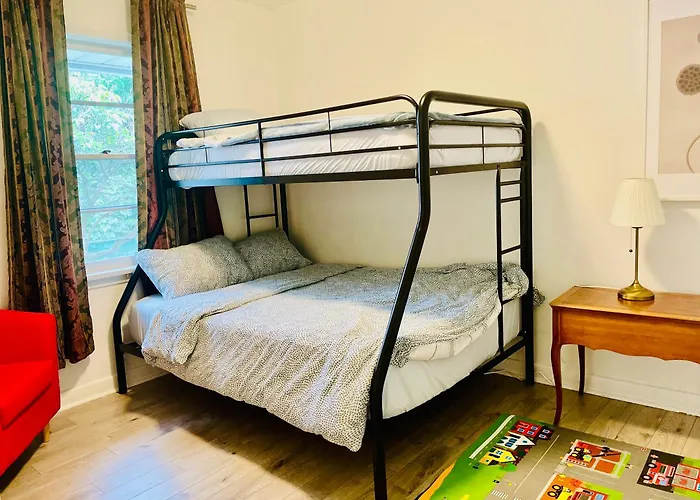 3Room Entire Floor Walk 2 Subway