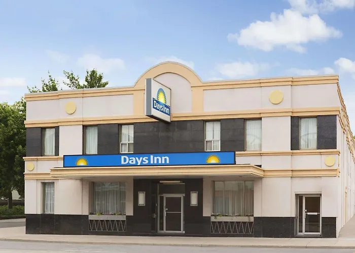 Days Inn By Wyndham Toronto East Beaches