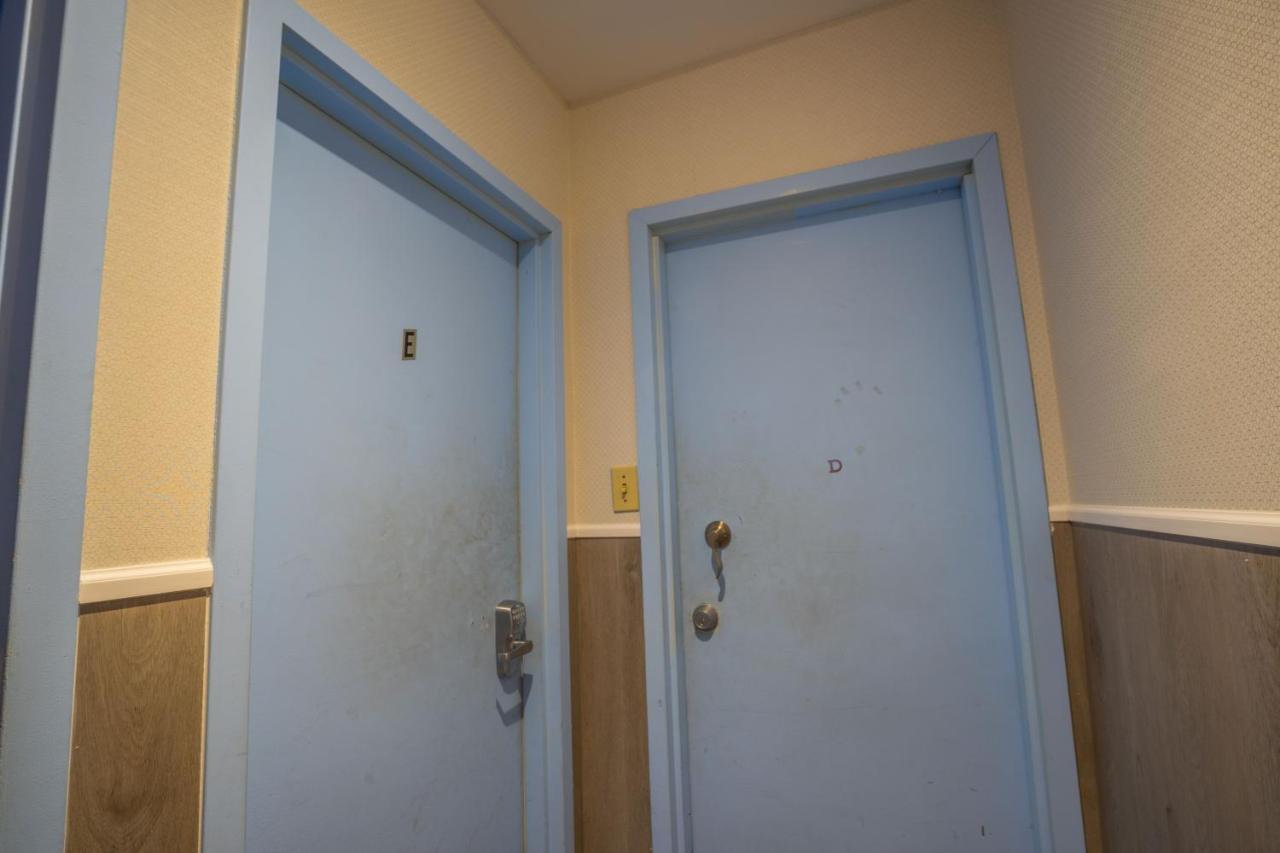 Guests House *