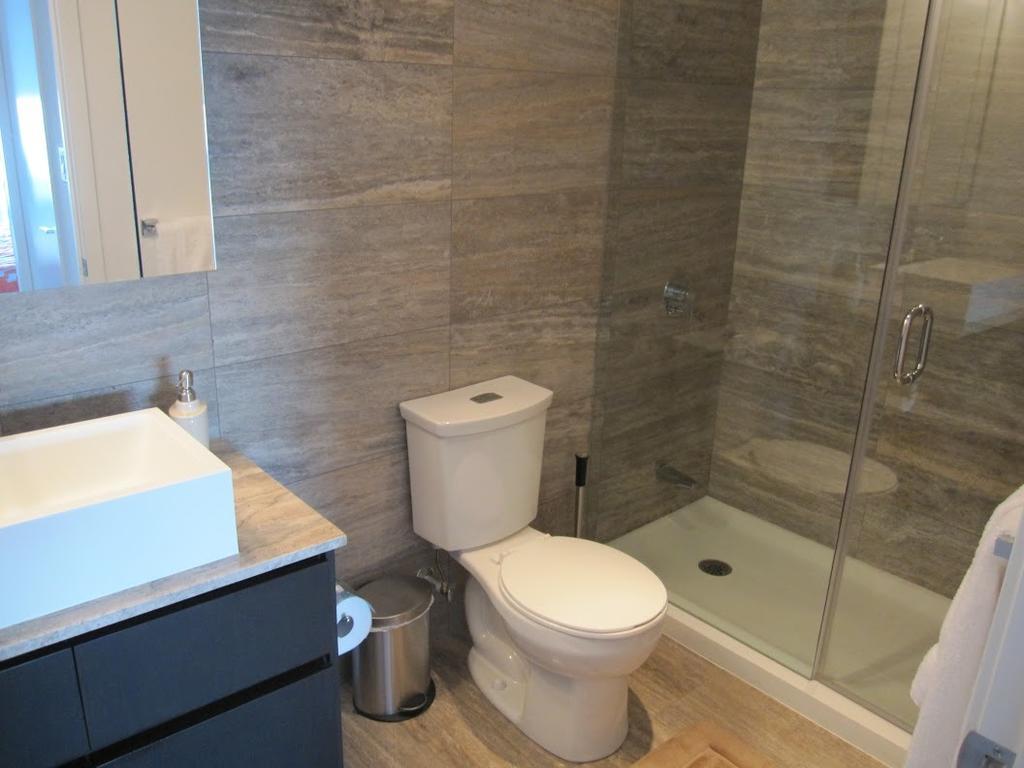 Hydewest - Iceboat Terrace Furnished * Toronto