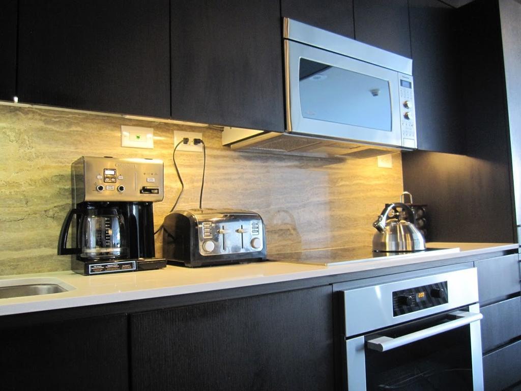 Hydewest - Iceboat Terrace Furnished Holiday home Toronto