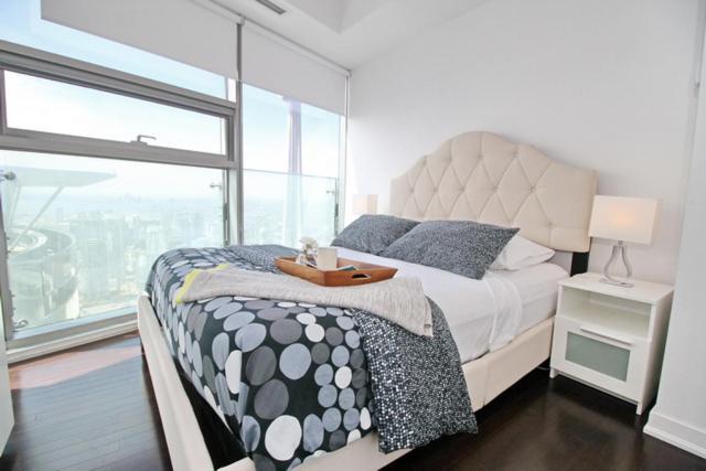 Apartment Presidential 2br 1 Condo, Entertainment District - Downtown With Cn Tower View, Balcony, Pool & Hot Tub Toronto