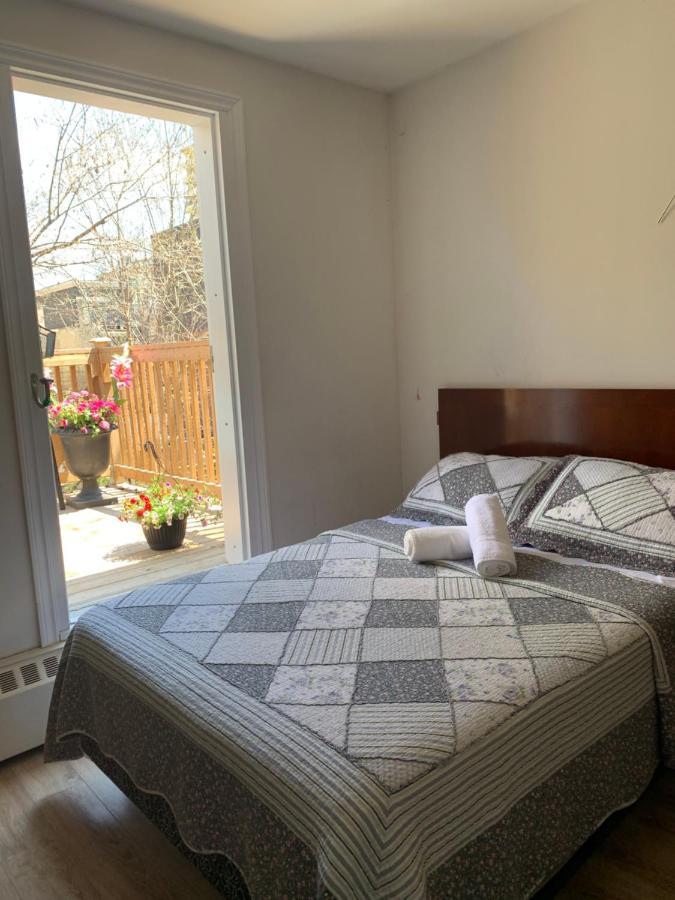 Guest house Guests House Toronto