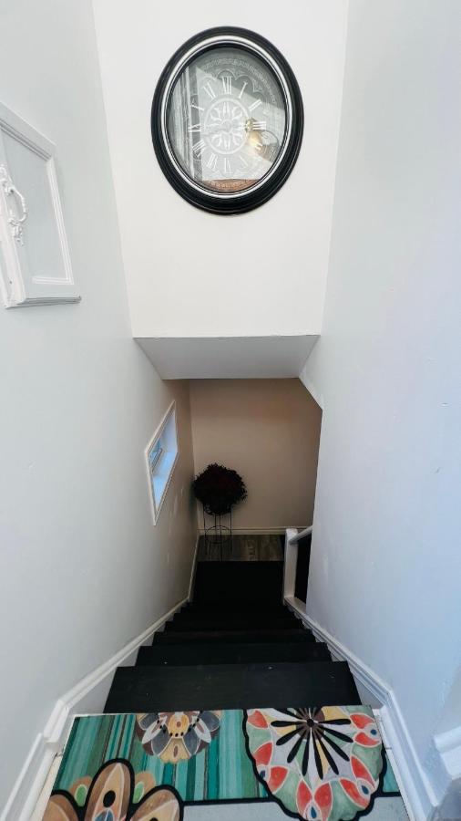 - Free Parking Bed & Breakfast