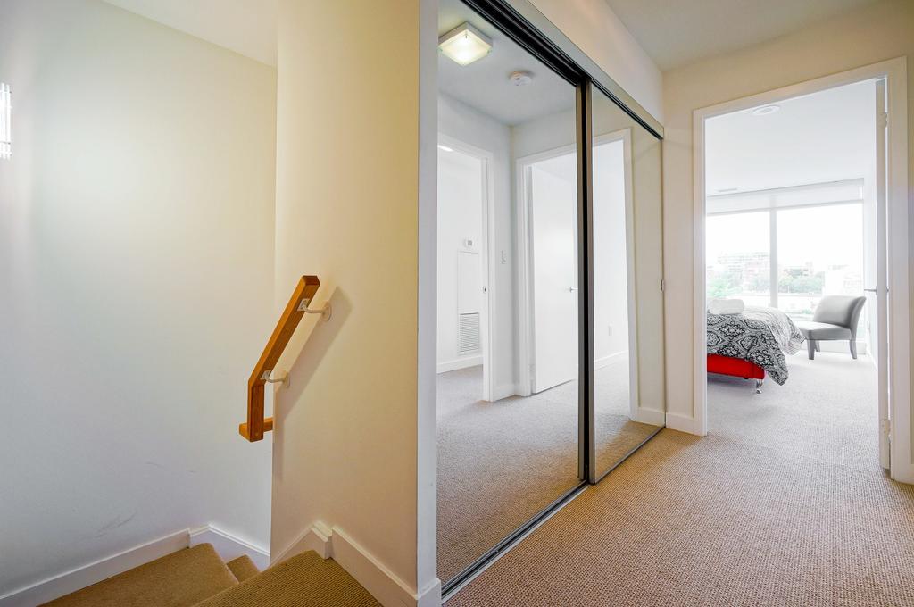 Hydewest - Iceboat Terrace Furnished Toronto
