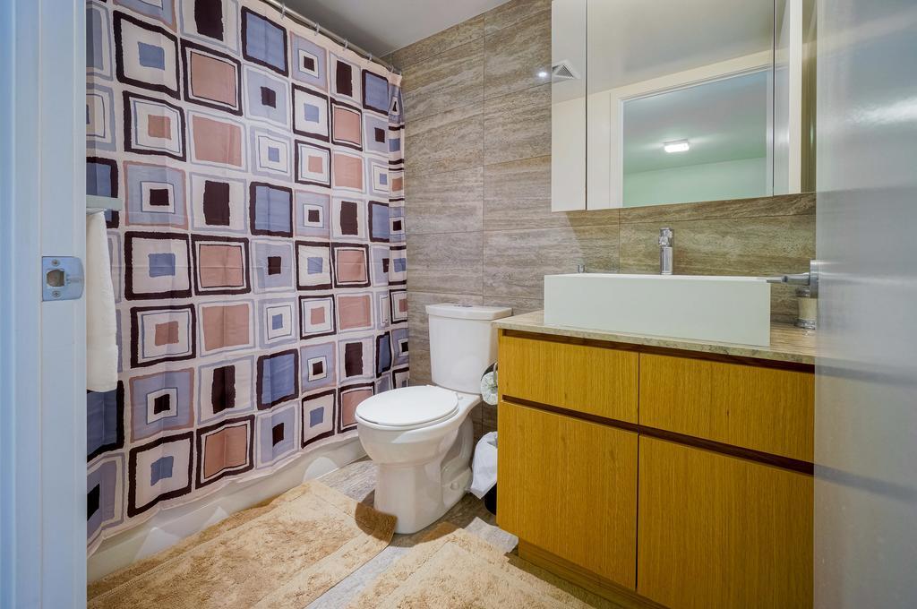 Hydewest - Iceboat Terrace Furnished * Toronto