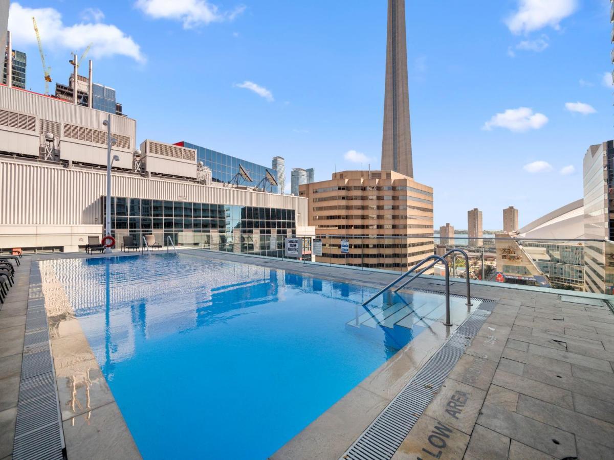 Designer 2br + Study Condo, Ed - Cn Tower View * Toronto