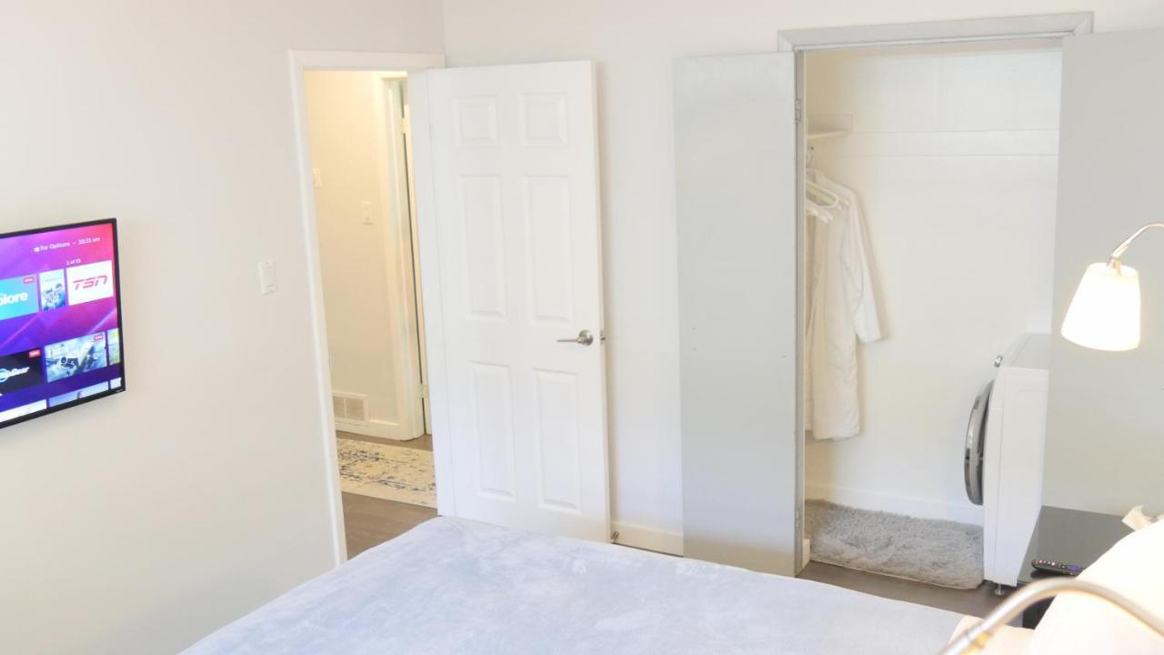Richview Gardens Suite, 3-bdr *
