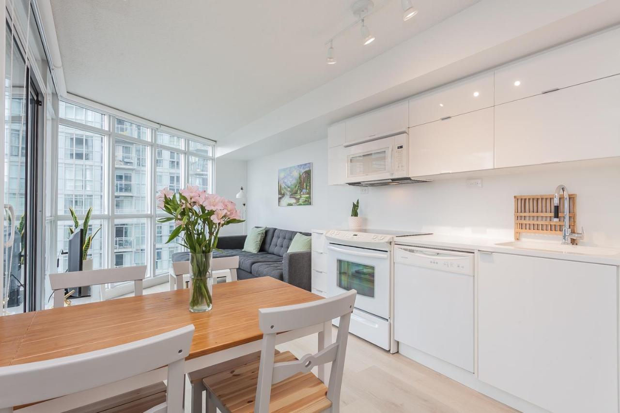 Apartment 1br In The Entertainment District Toronto
