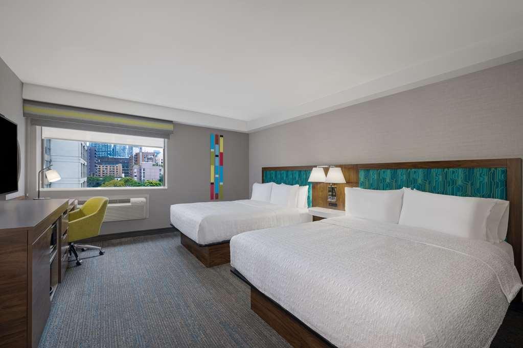 Hampton & By Hilton Downtown