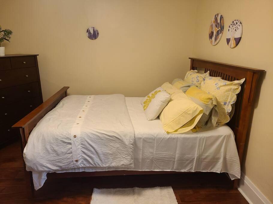 3 Bedroom House In Downtown