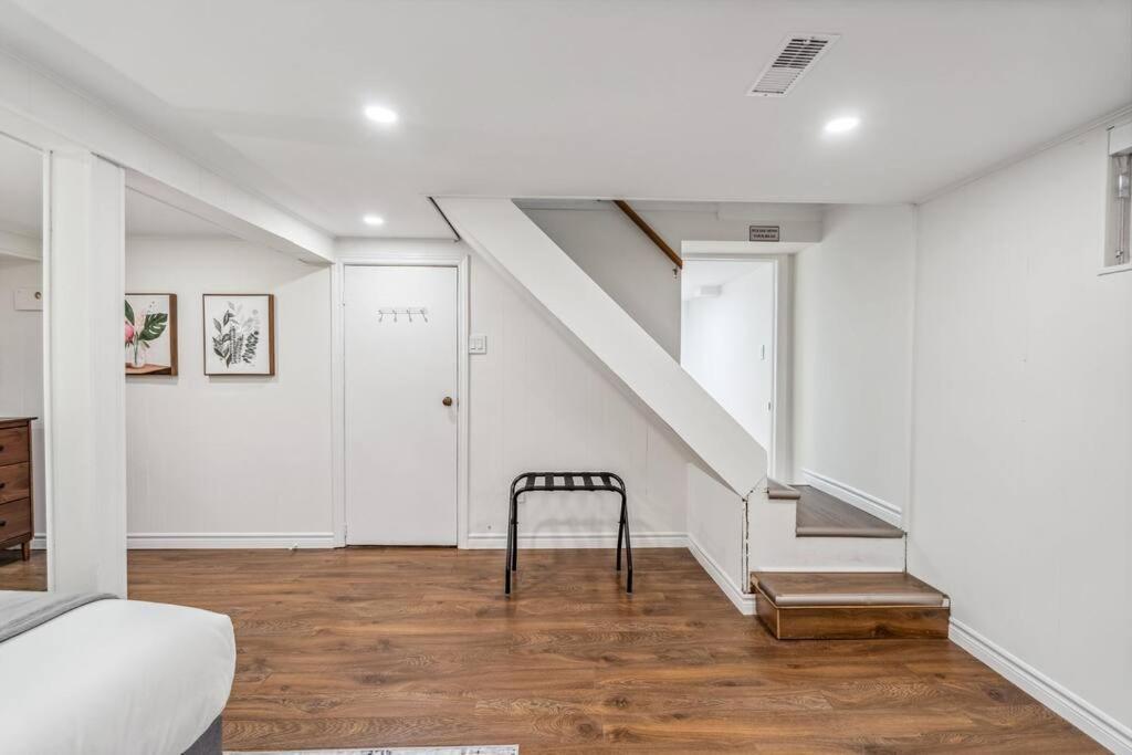 Heritage 3br Etobicoke Gem, Sherway Gardens, Bbq