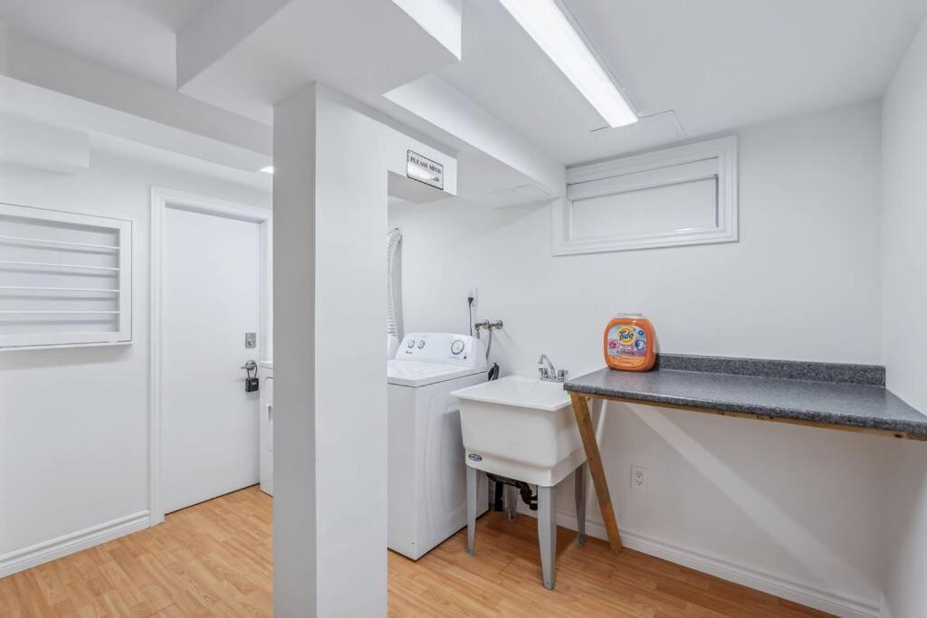 Villa Heritage 3br Etobicoke Gem, Sherway Gardens, Bbq Toronto