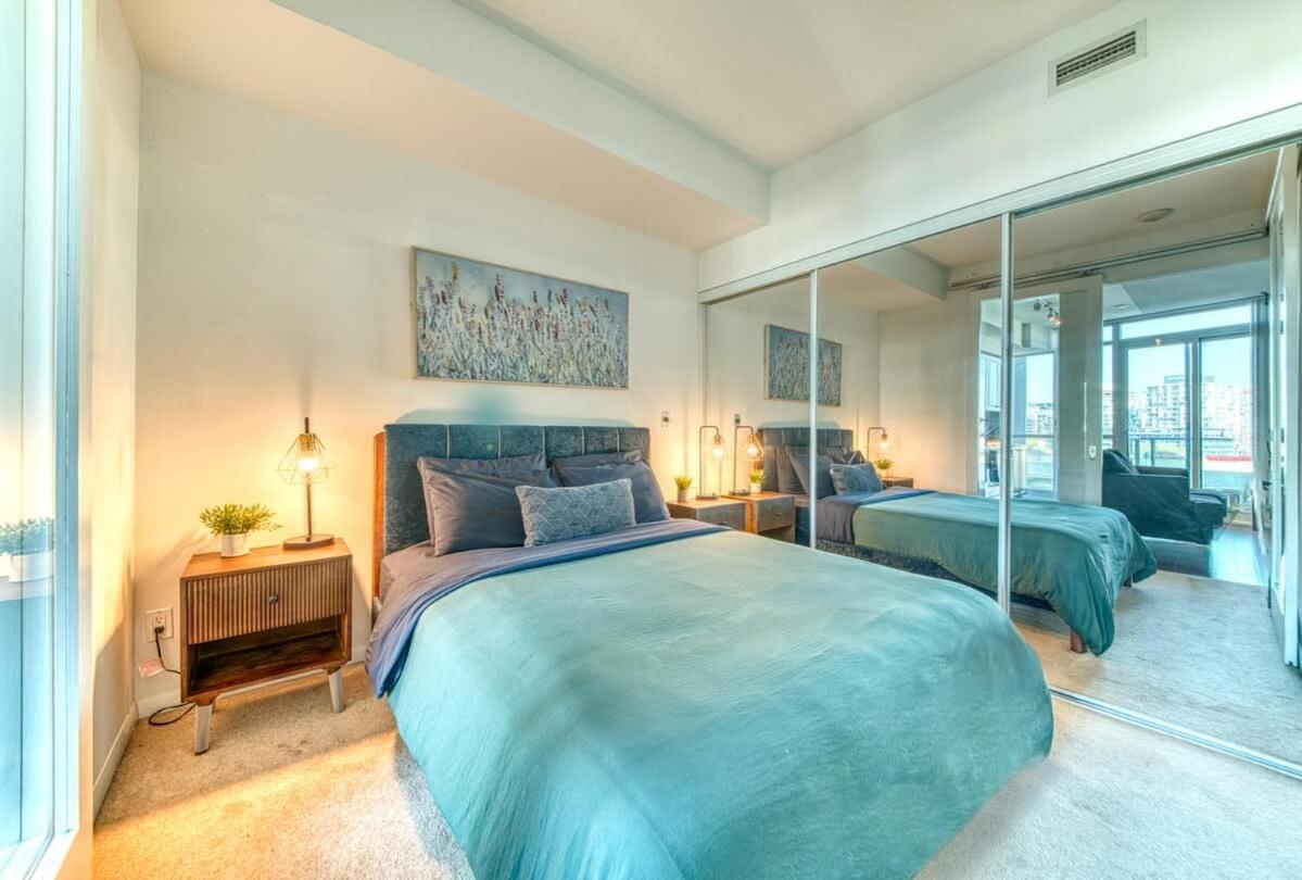 Convenient 1br Walk To Cn Tower Or Apartment