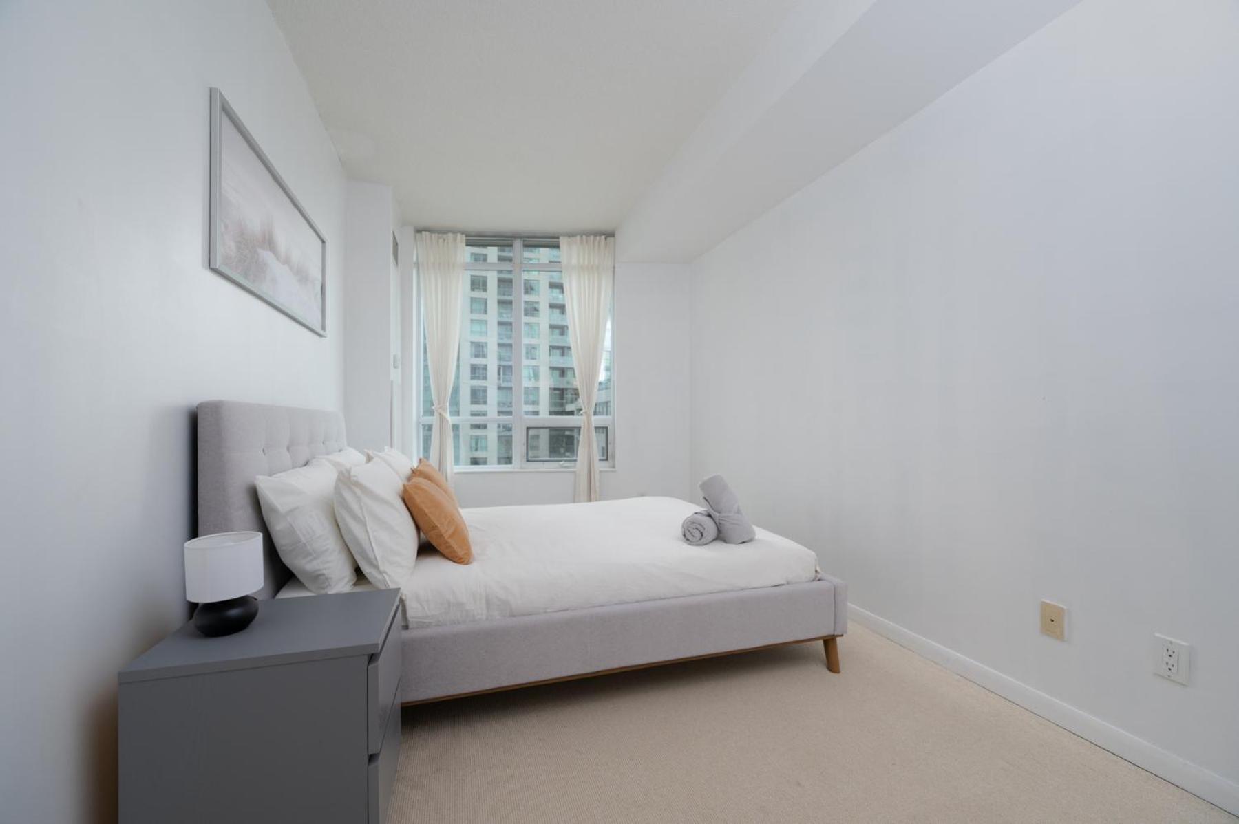 Fort York Apartment