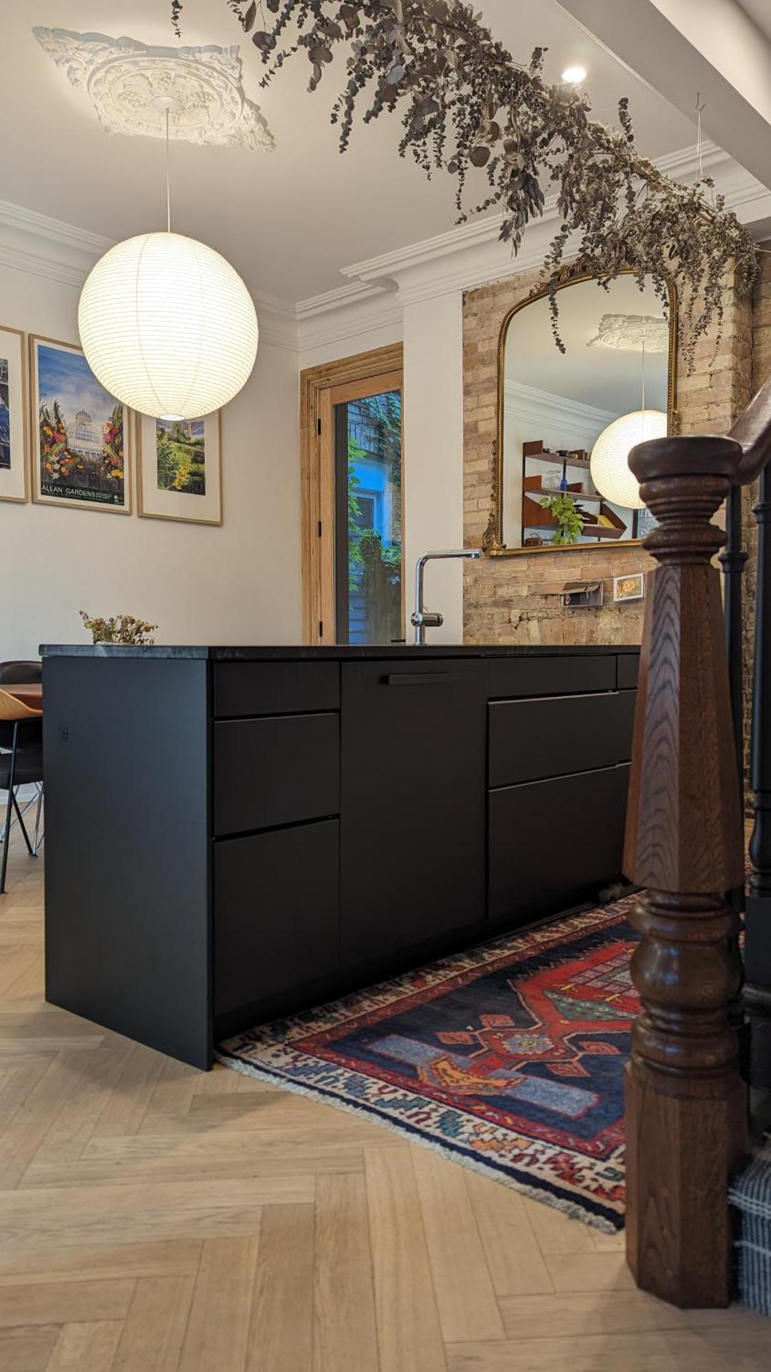 Holiday home Stunning Victorian In Downtown *