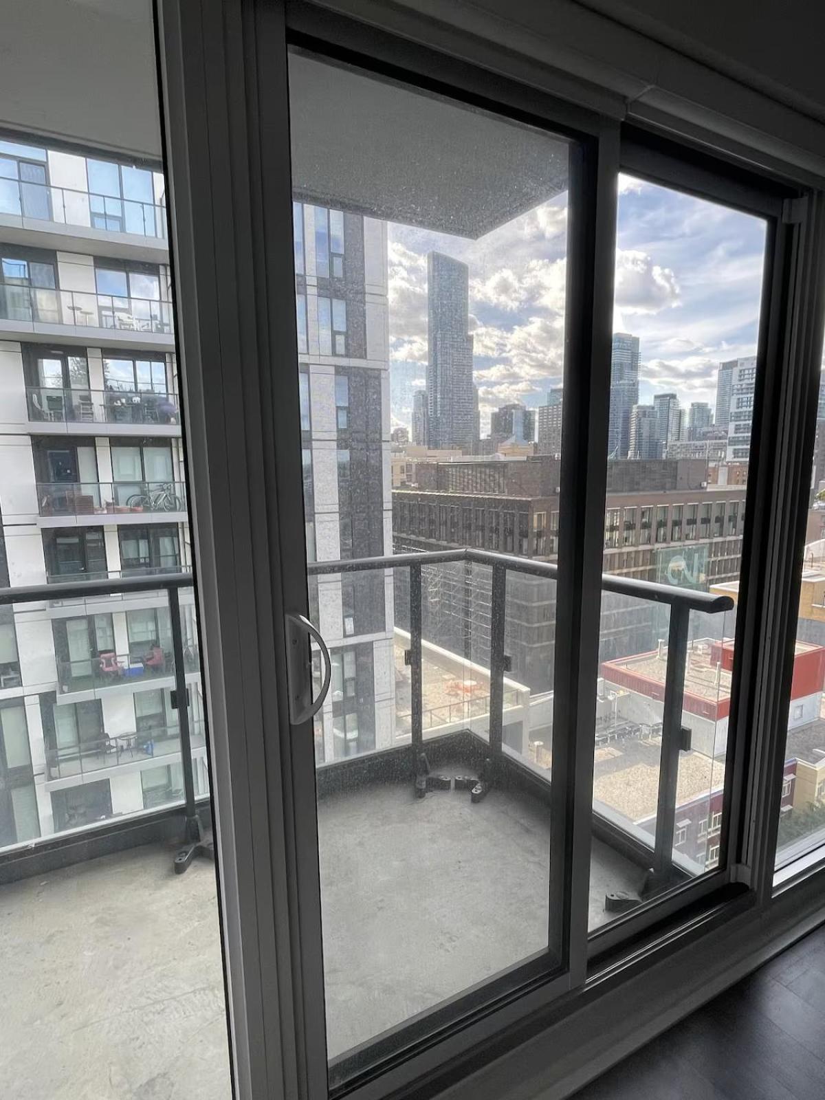 Homestay Cozy In A Shared 2bedrooms Toronto