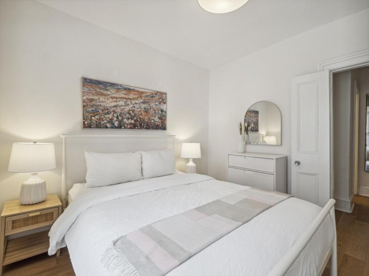 Holiday home Historic Modern In Distillery District *