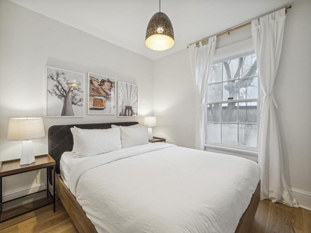 Historic Modern In Distillery District * Toronto