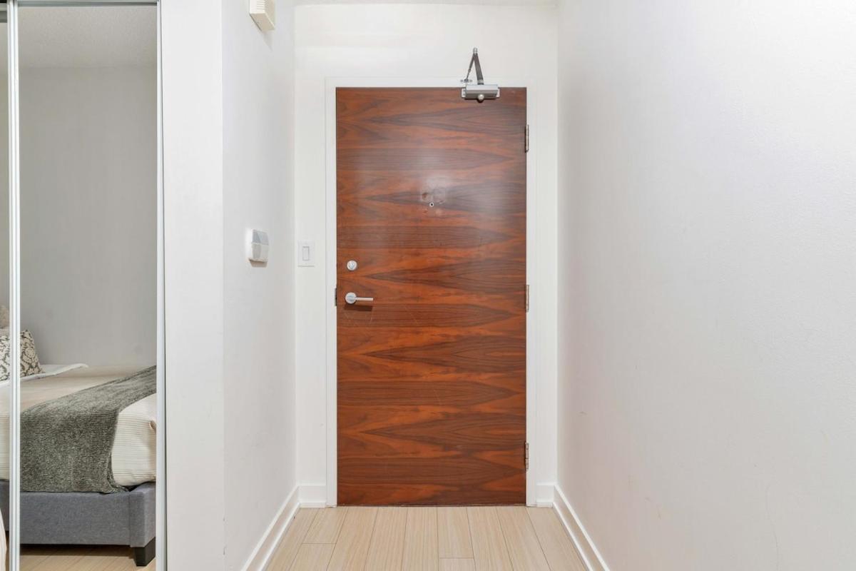 Prime Location Downtown *