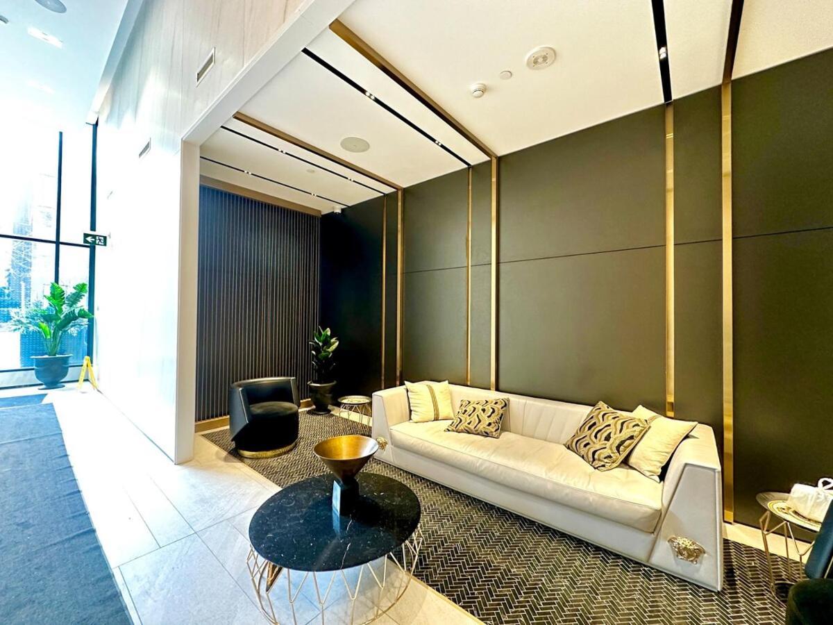 Apartment Super Skyline View In The Heart Of