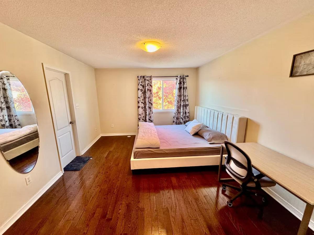 Homestay Cosy In With High Speed Internet- Close To Centre Toronto