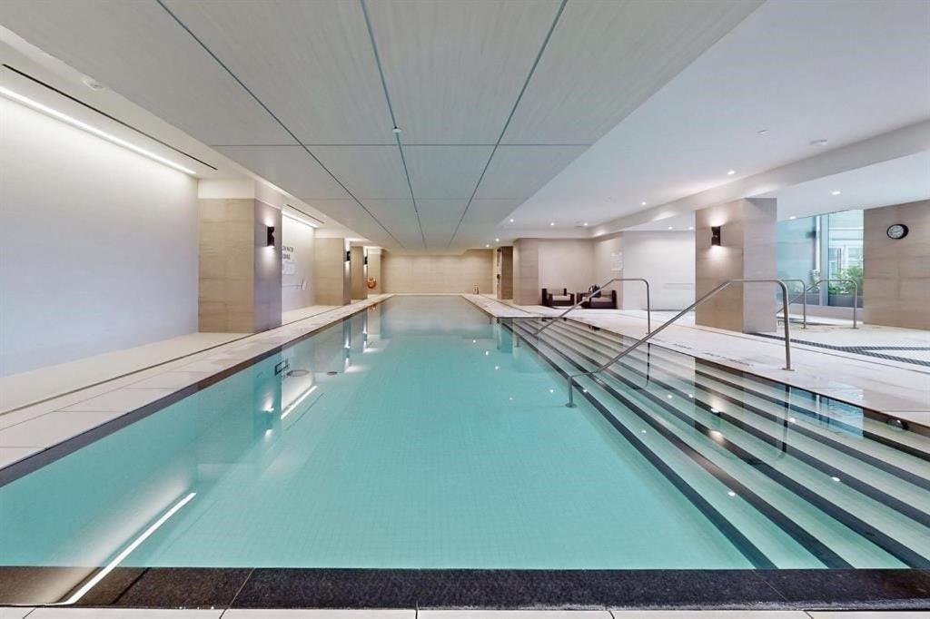 In Yorkville - Newly Furnished Luxury Unit *