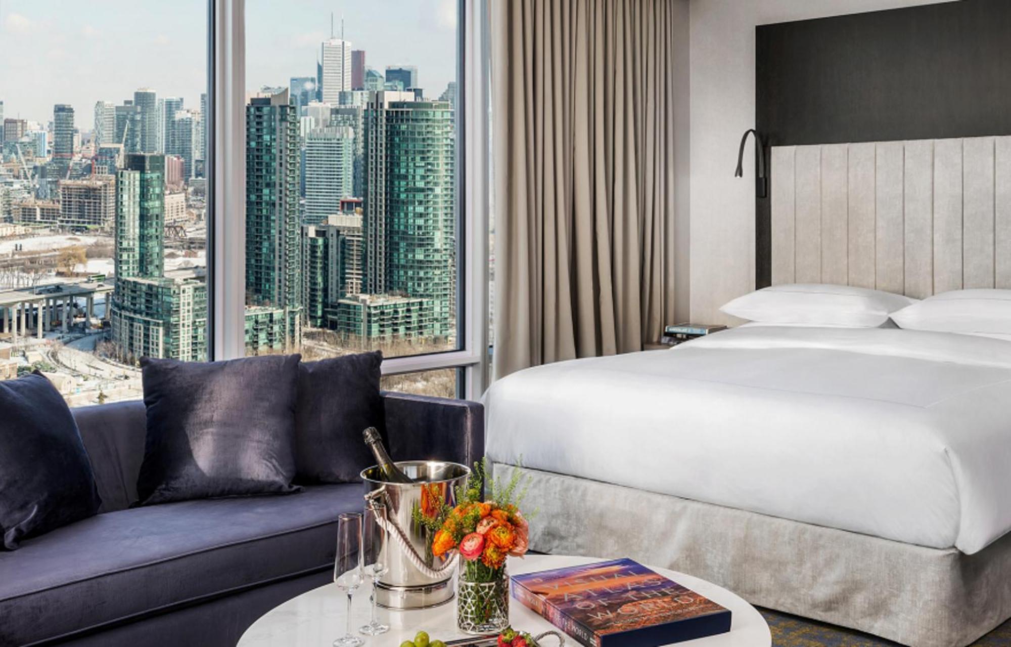 X Toronto, A Destination By Hyatt 5*