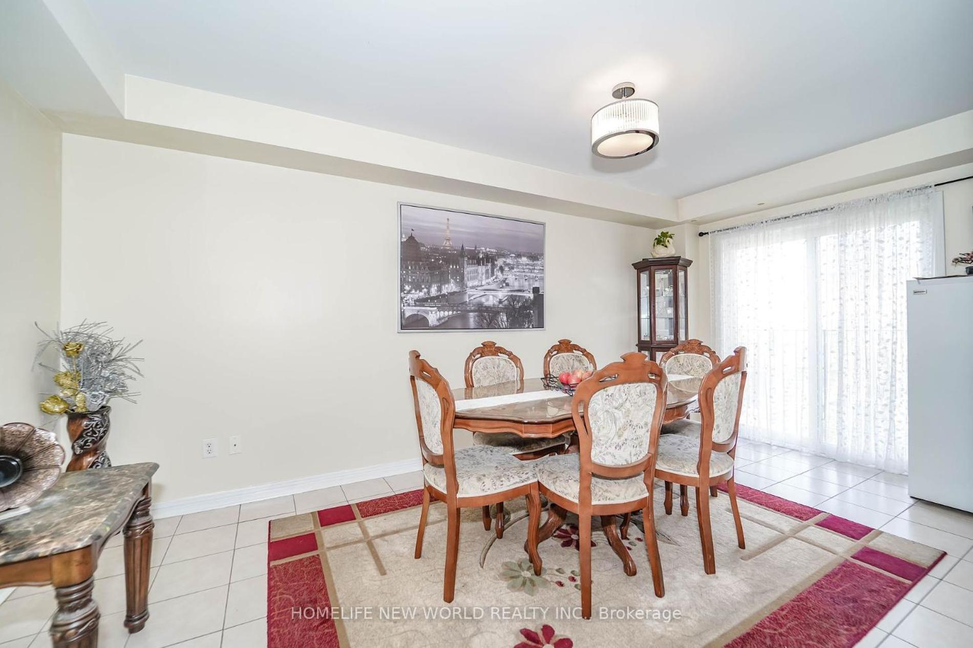 Beautiful Homestay- 15 Min To Downtown- Free Parking Homestay Toronto
