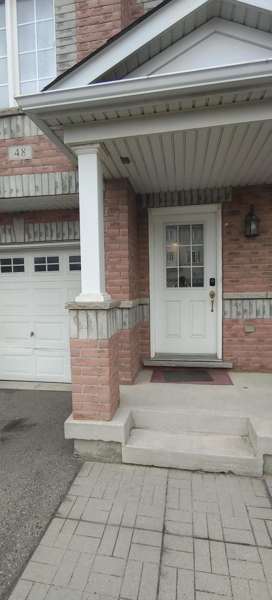 Cozy N Beautiful Near Transit, Restaurants- High Speed Internet, Free Parking Toronto