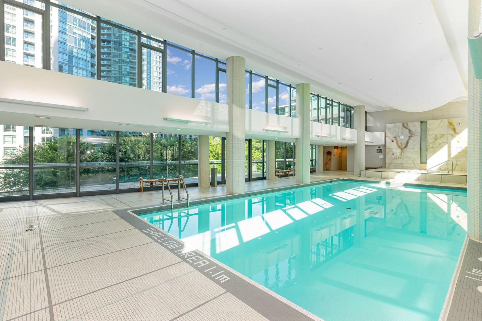 Downtown-cozy Modern 1br - Near Lake, Parks & Transit * Toronto