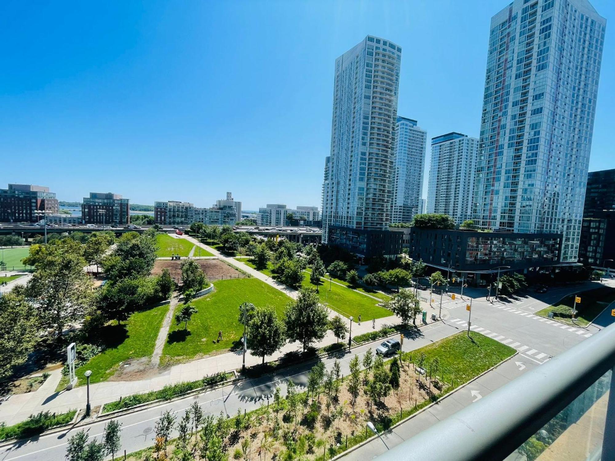 Downtown Retreat 2br - Near Cn Tower With Views Apartment Toronto