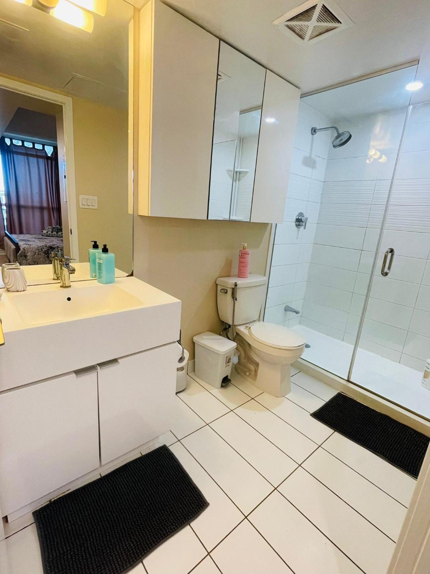 Apartment Downtown Retreat 2br - Near Cn Tower With Views