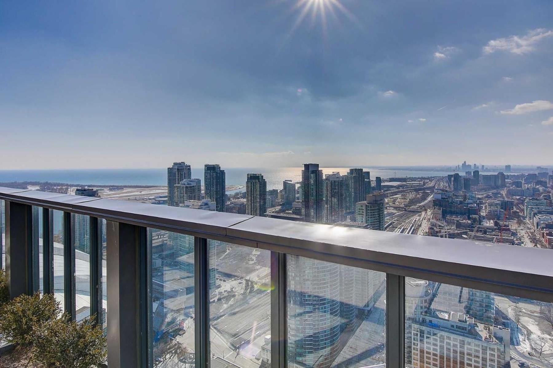 Grand View Apartment