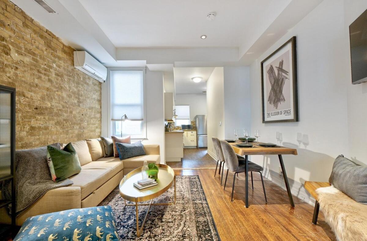 The Mitchell Haus-style In The Heart Of Apartment