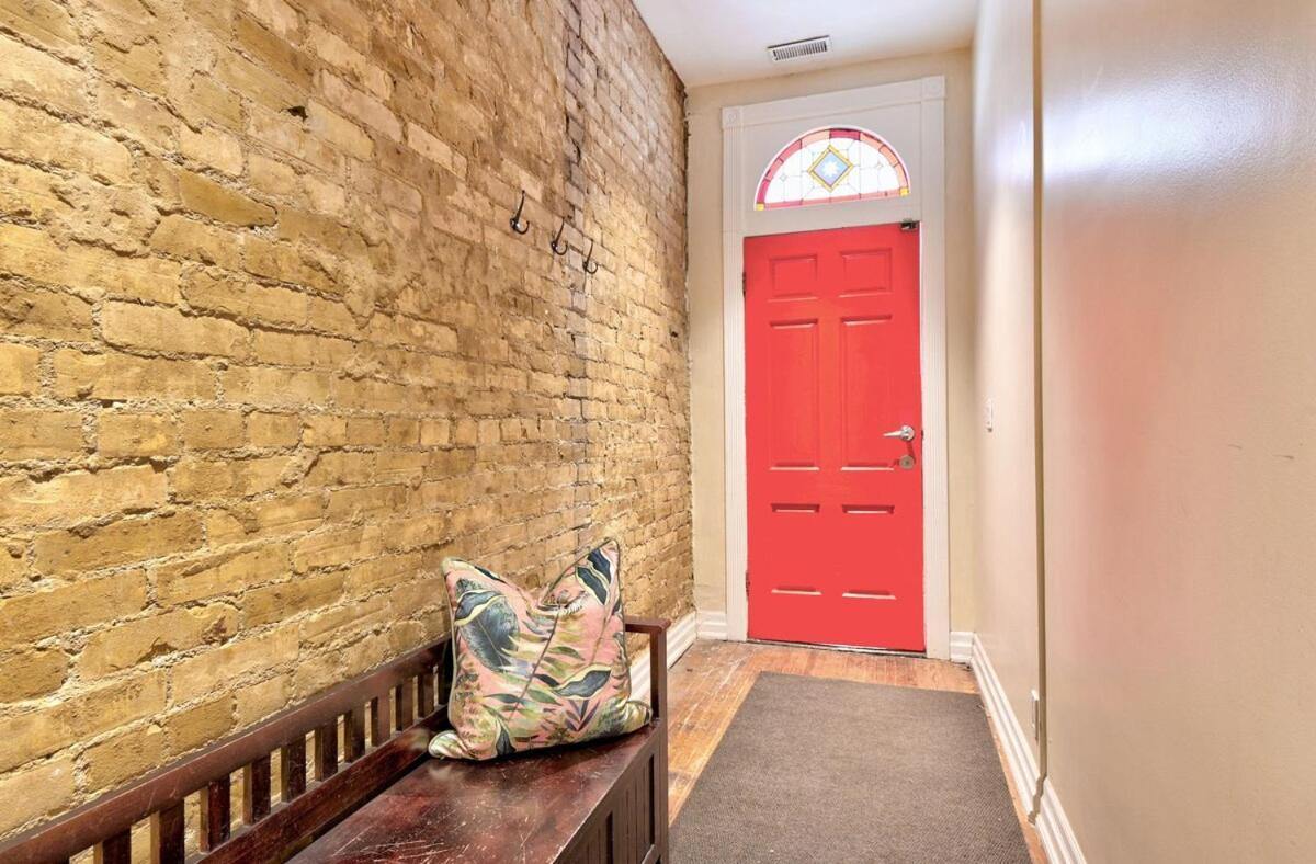 The Mitchell Haus-style In The Heart Of Apartment