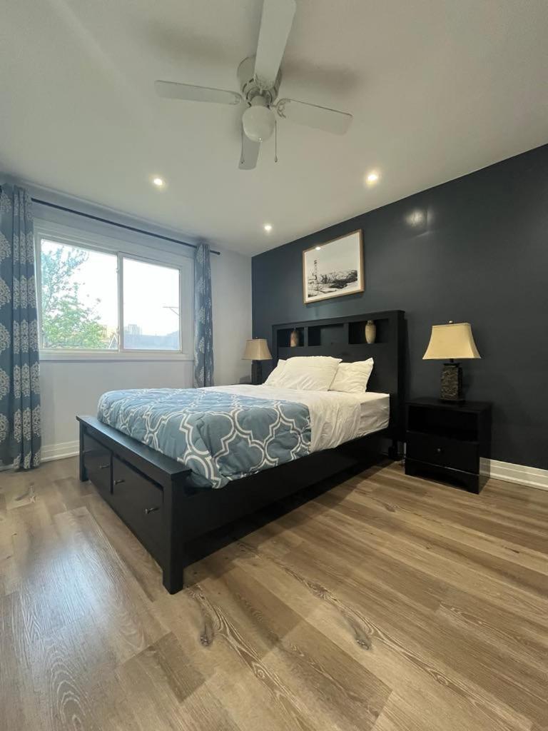 Spectacular 3 Bedroom 2 Wr House - Close To Airport Apartment