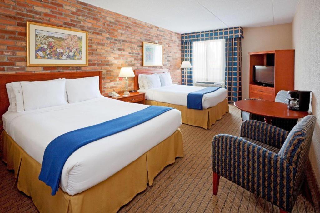 Hotel Express East - Scarborough By Ihg