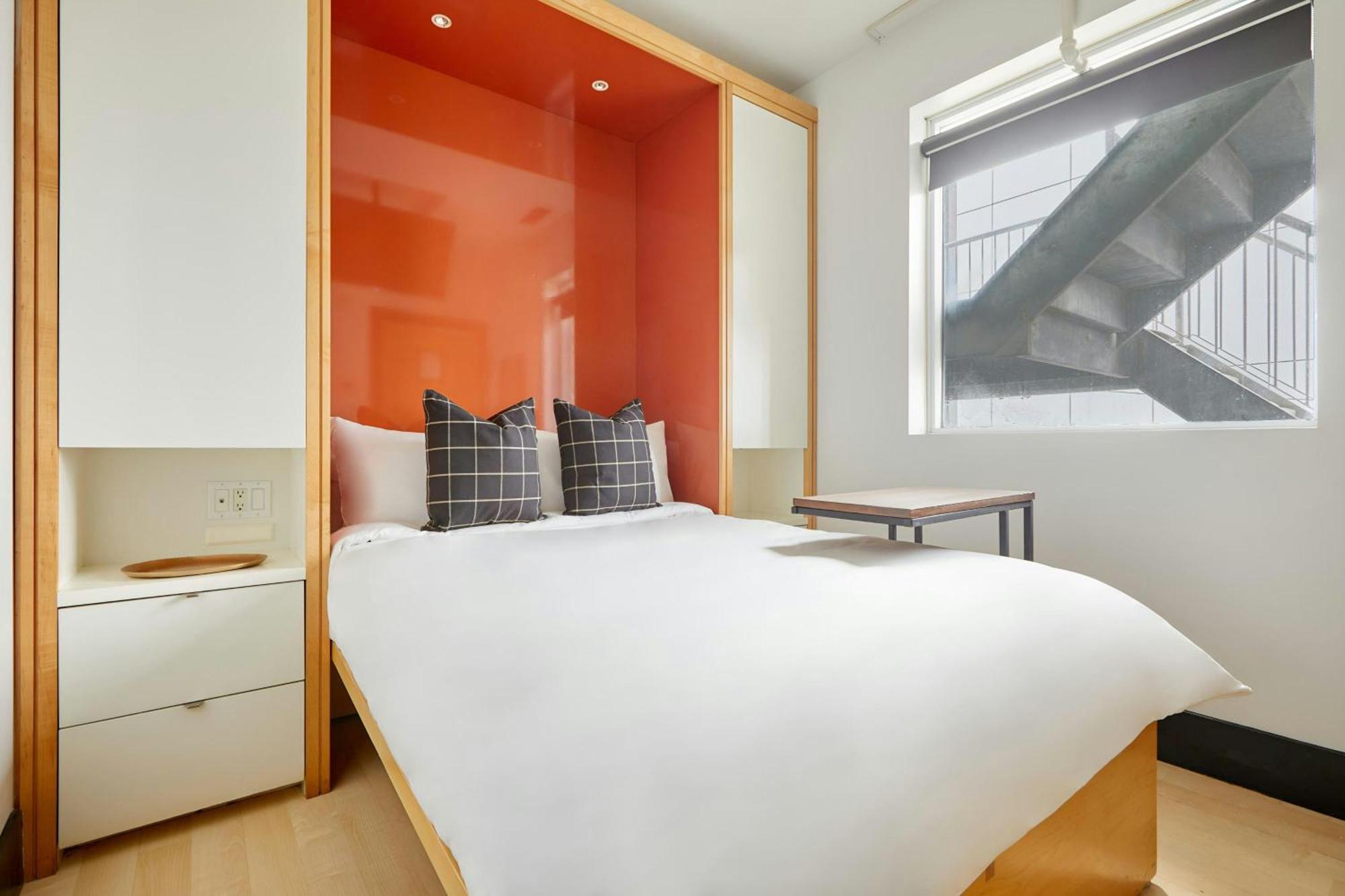The Beverley Hotel Queen West, Sonder By Marriott Bonvoy Hotel Toronto