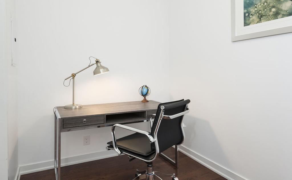 Diamond Vacation Homes - York St * Toronto